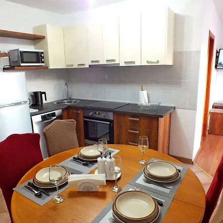 Apartman Beta Apartment Pirovac